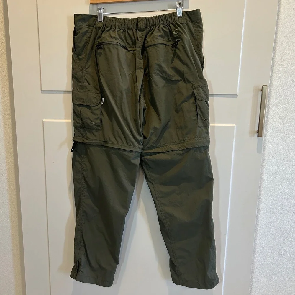 Magellan Outdoors Mens XL Convertible Cargo Pants‎ Zip Off Legs Olive Green Fish